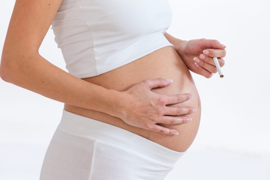 Grossesse, tabagisme et mortalité infantile : le trio perdant