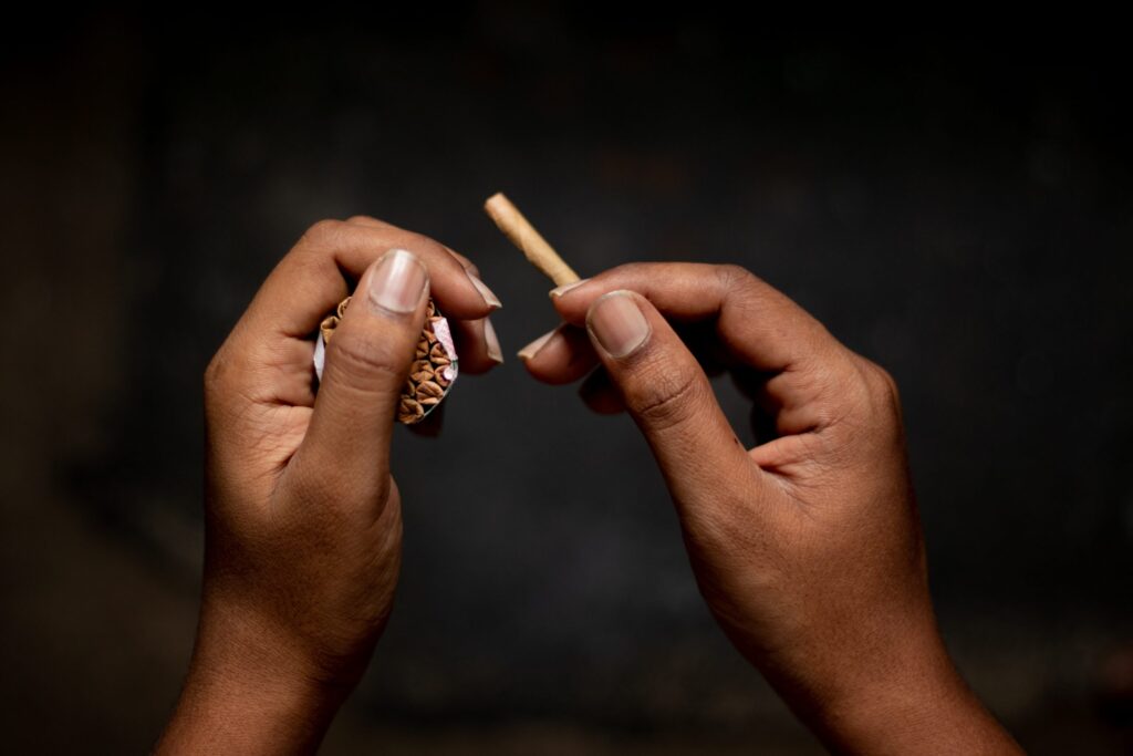 Baisse de 42 % sur 10 ans en Inde de la consommation de tabac par les enfants de 13 à 15 ans