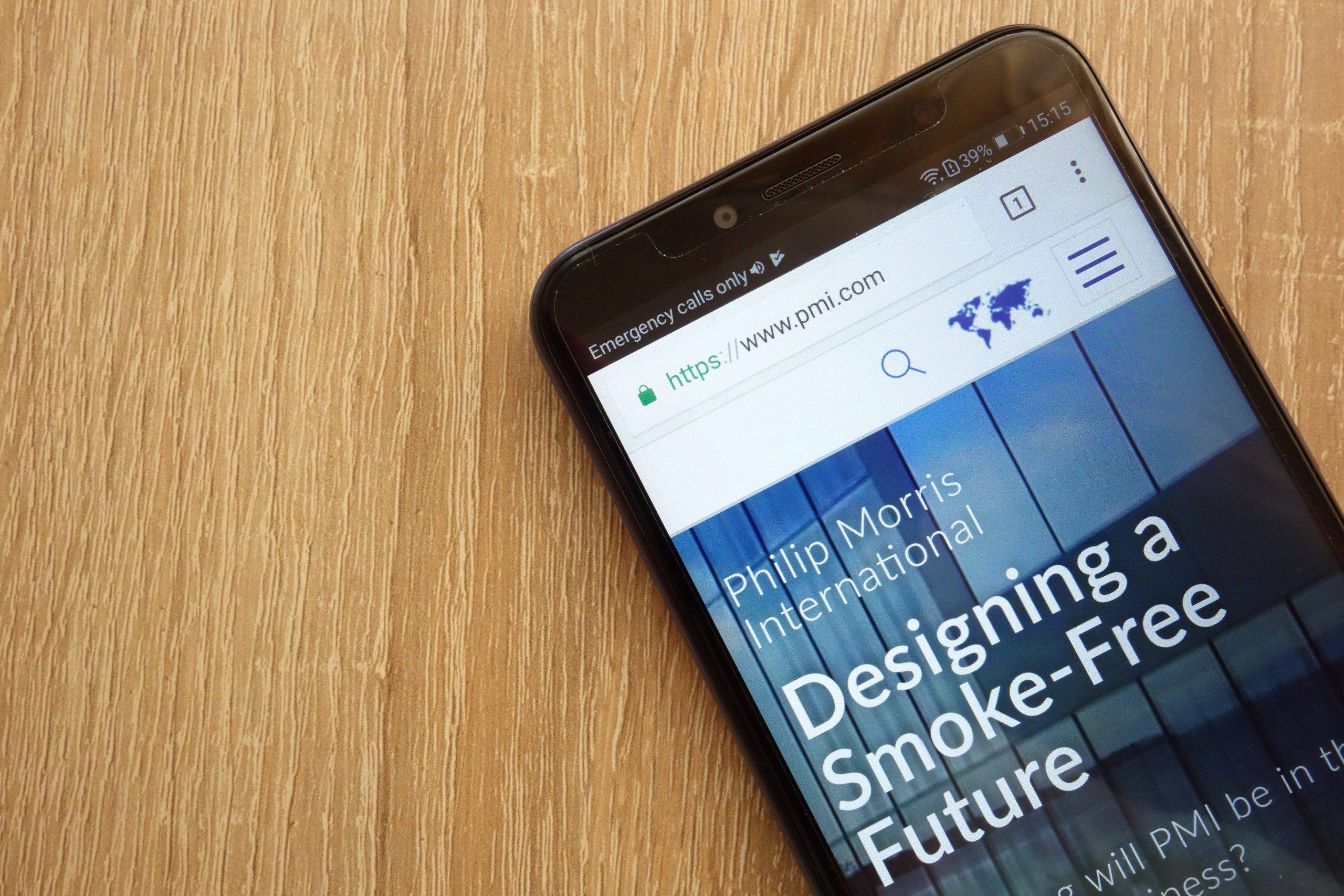 La réalité derrière le discours d’un monde « sans fumée » de Philip Morris