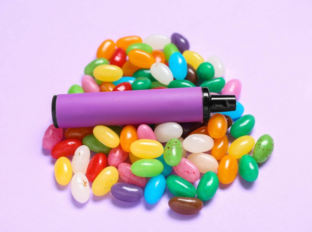 Au Québec, des magasins de vapotage se dotent de confiseries pour attirer les mineurs