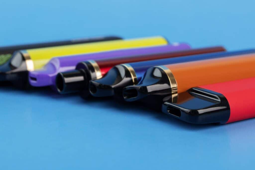 Royaume-Uni : des taux de nicotine élevés dans des cigarettes électroniques vendues « 0 nicotine »