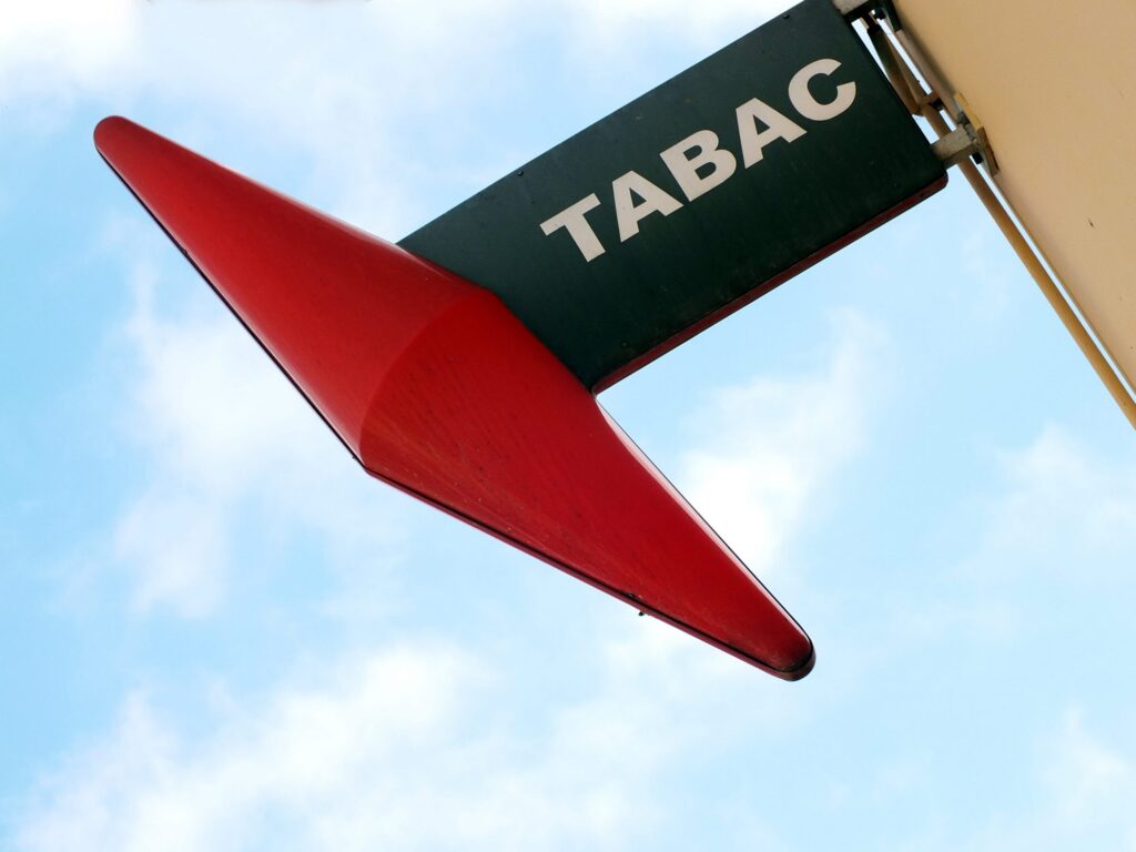 Interdire la vente de tabac aux moins de 21 ans : quels enjeux ?