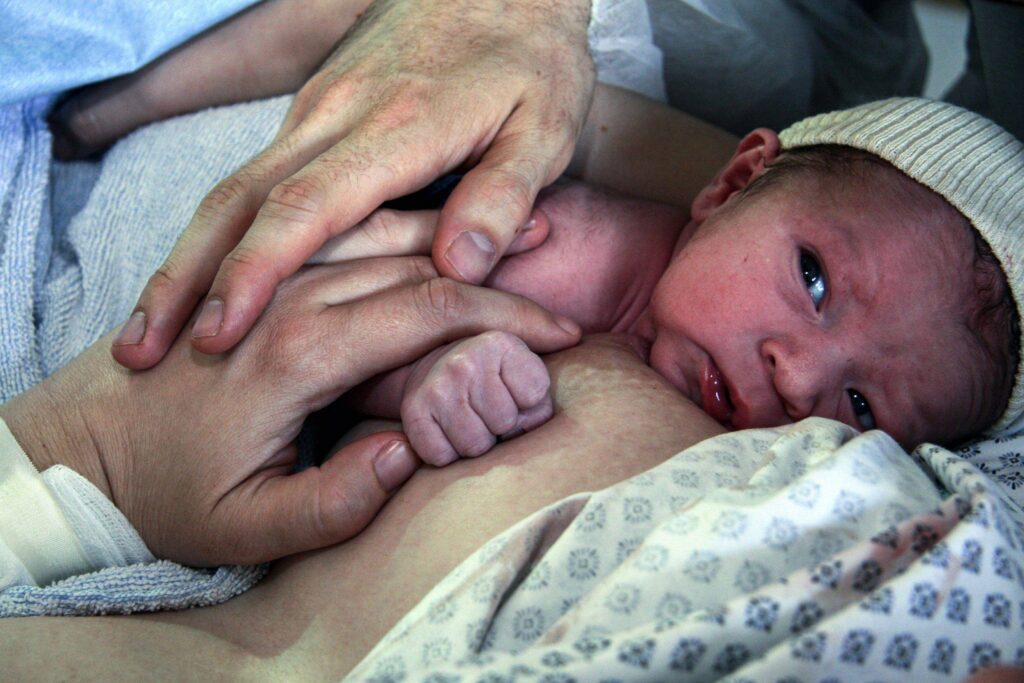 Les hausses de taxes sur le tabac réduisent la mortalité infantile