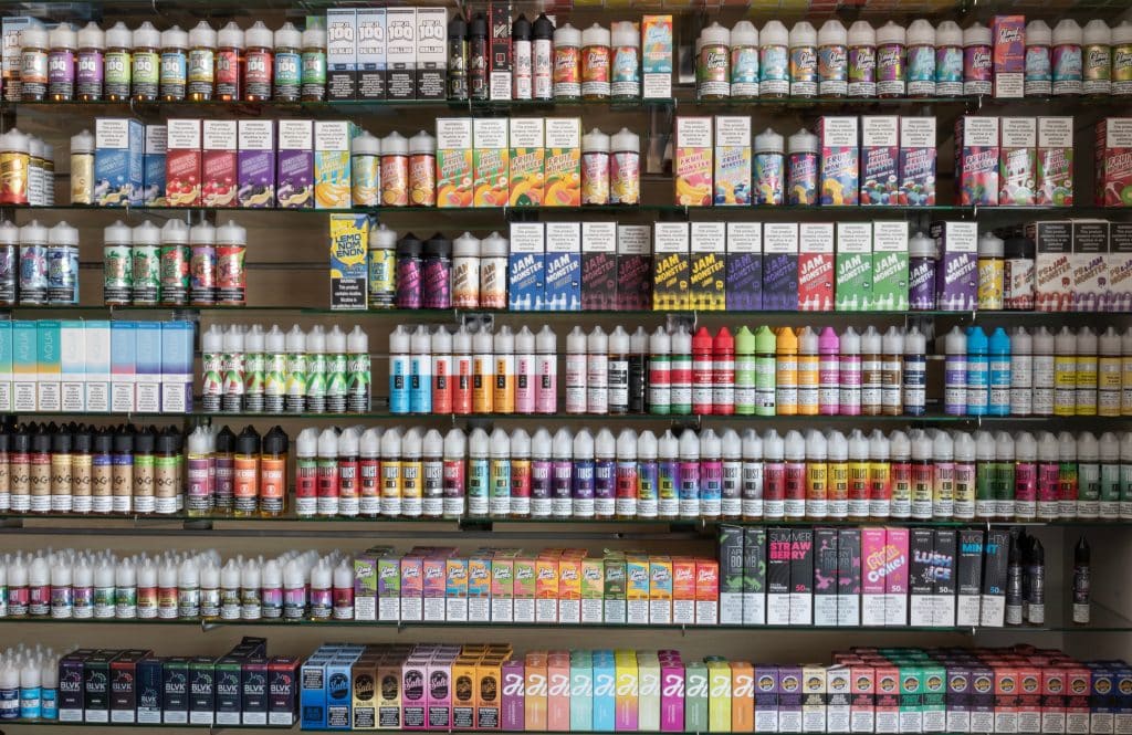Belgique : la moitié des détaillants de vapotage vendent des produits illicites