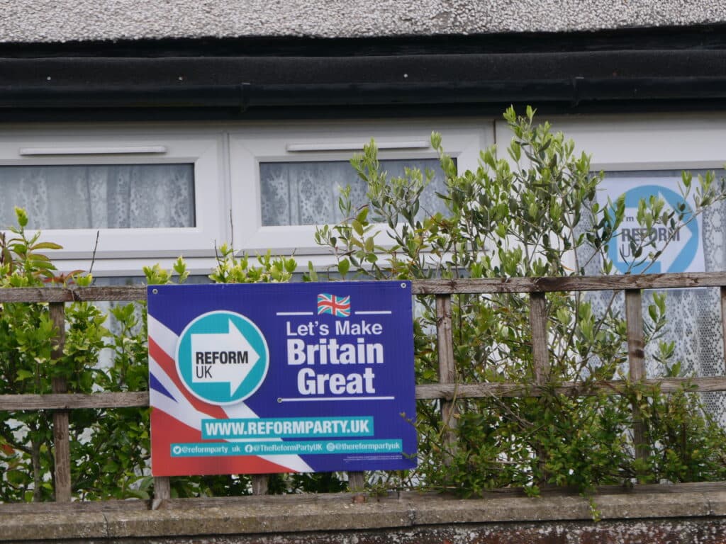 Royaume-Uni : Industrie du tabac et lobbying controversé à la conférence Reform UK