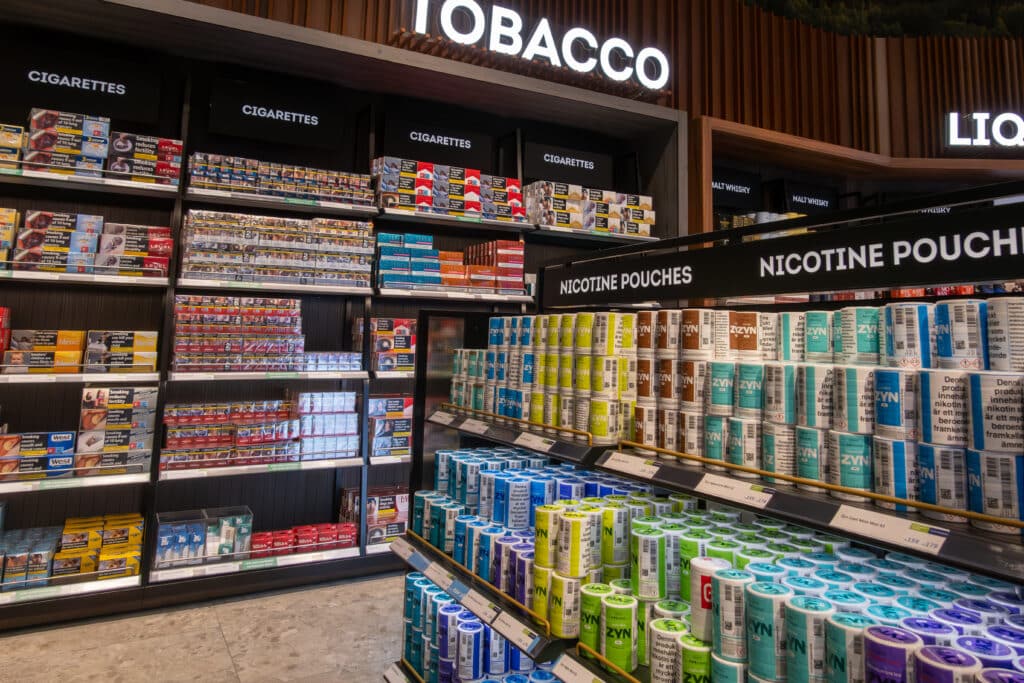 STOP alerte sur l’expansion mondiale agressive des sachets de nicotine, orchestrée par l’industrie du tabac