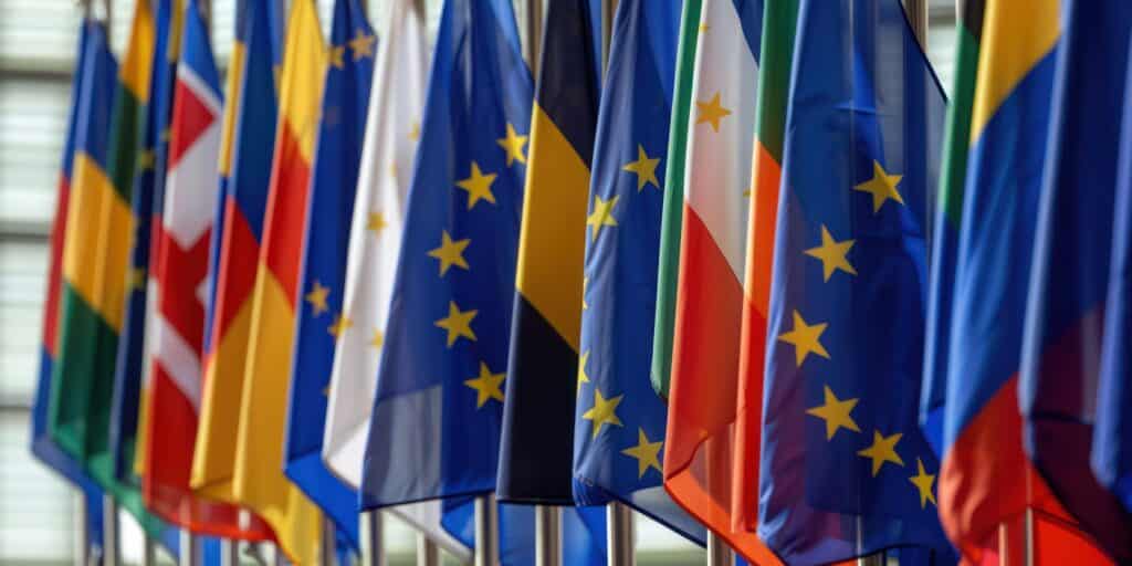 Révision des directives tabac : la Commission européenne consulte les États membres